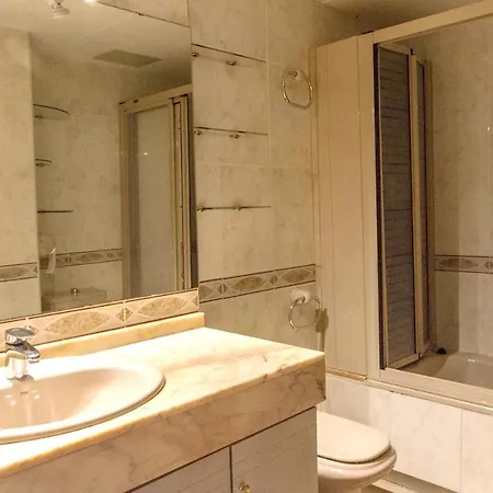 Apartment Modern In - 50 M² + Pool *
