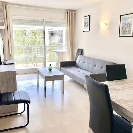 Modern In 50 M² + Pool *
