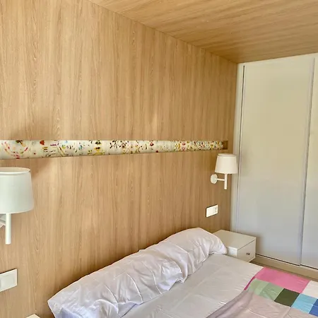 Modern Apartment: Poolside Retreat Salou