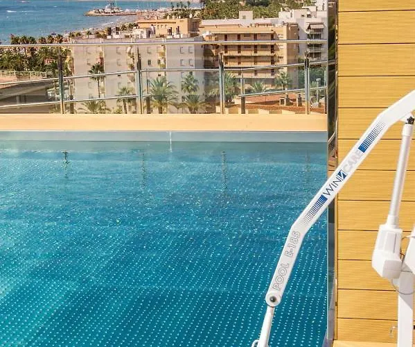 Modern In - 50 M² + Pool *