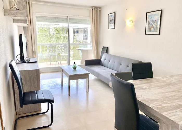 Modern In - 50 M² + Pool *
