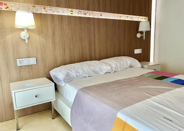 Modern In - 50 M² + Pool * Salou