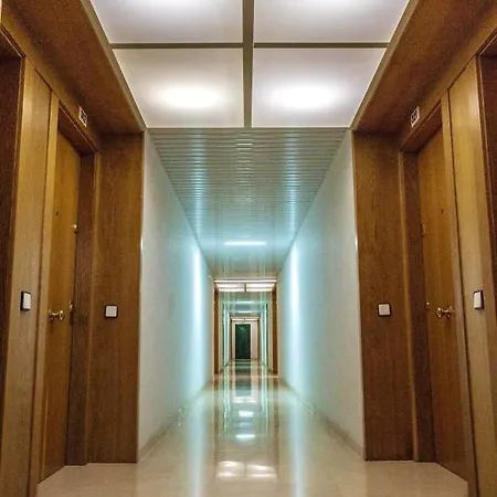 Modern In 50 M² + Pool 公寓 *