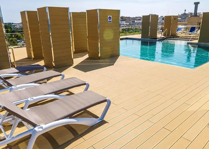 Modern In - 50 M² + Pool *